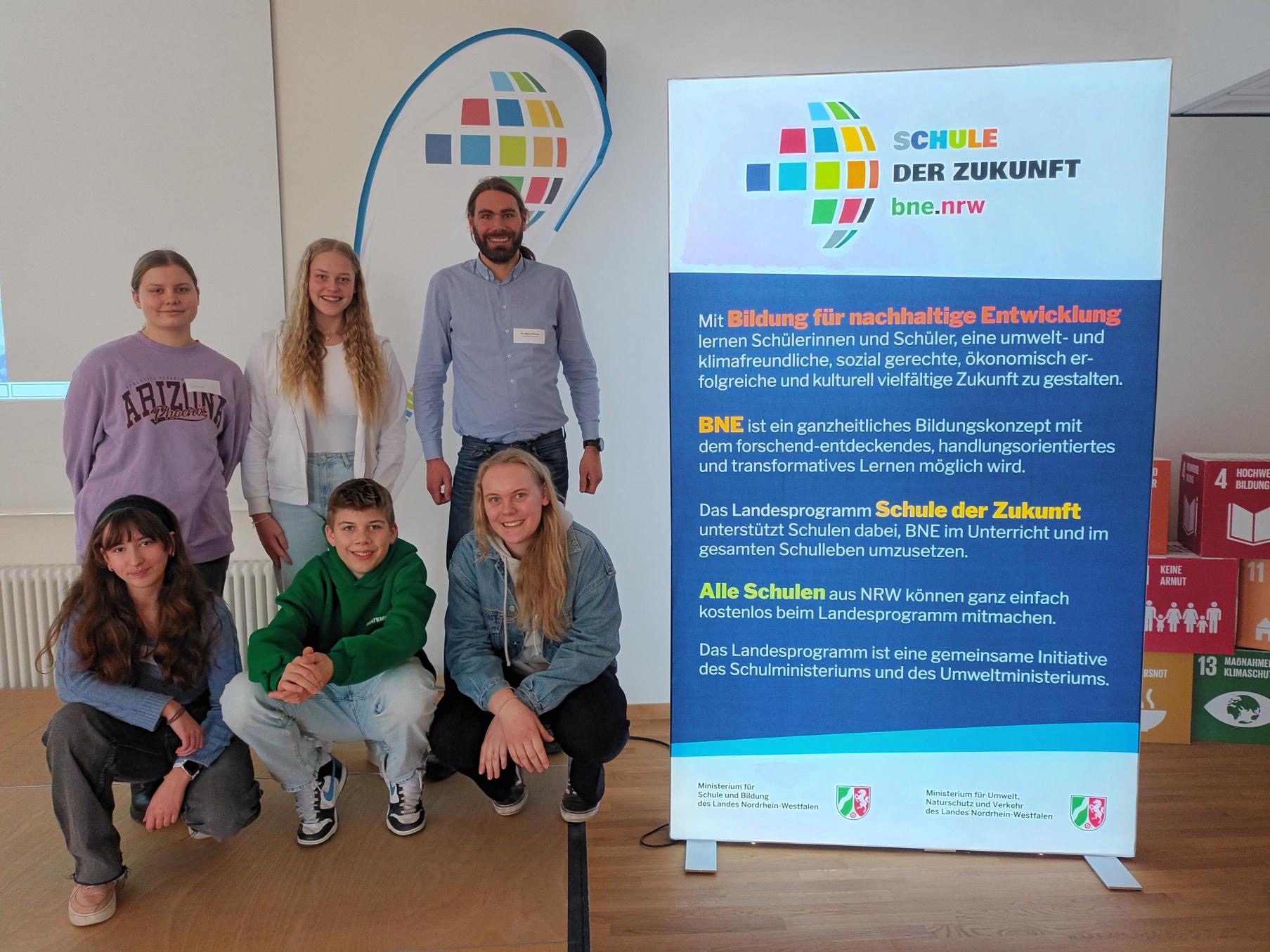 Gruppenfoto der SV-Delegierten bei der Schüler:innen Akademie in Recklinghausen
