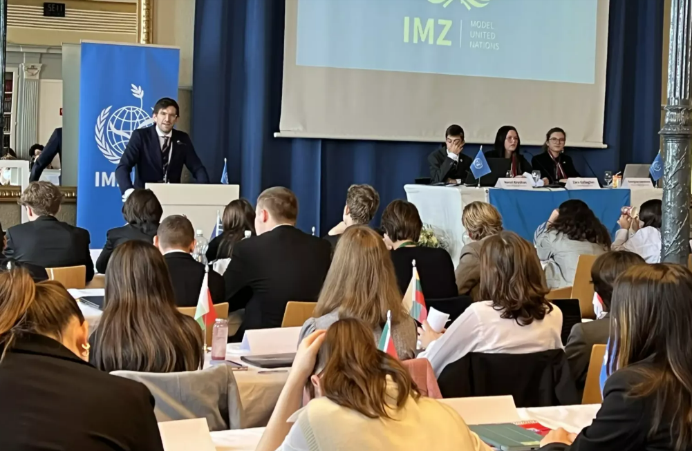  IMZMUN-Konferenz, Simulation der UN-Generalversammlung 